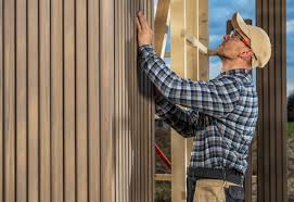 Best Insulated Siding Installation  in Gordon Heights, NY